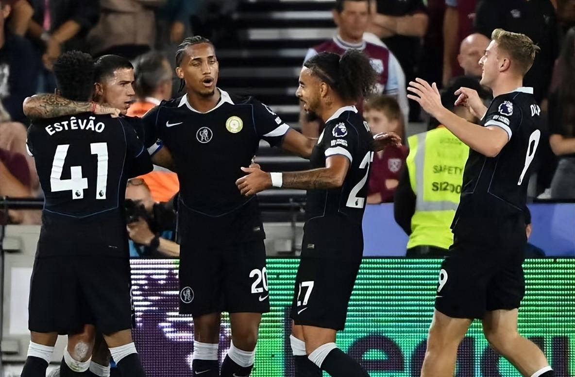 球队中不断 球队中不断