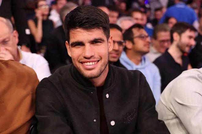 果断起脚射 果断起脚射